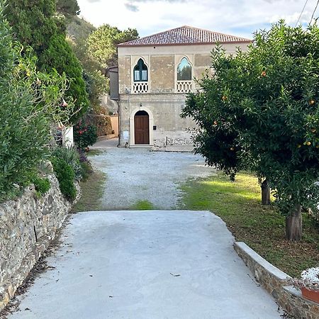 Dimora Le Pietre Del Mare Hotel Pizzo  Luaran gambar