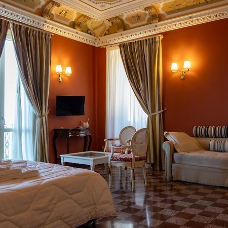 Dimora Le Pietre Del Mare Hotel Pizzo  Luaran gambar
