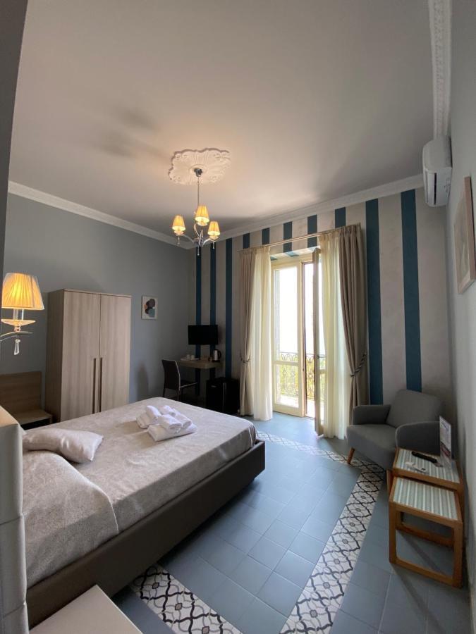 Dimora Le Pietre Del Mare Hotel Pizzo  Luaran gambar