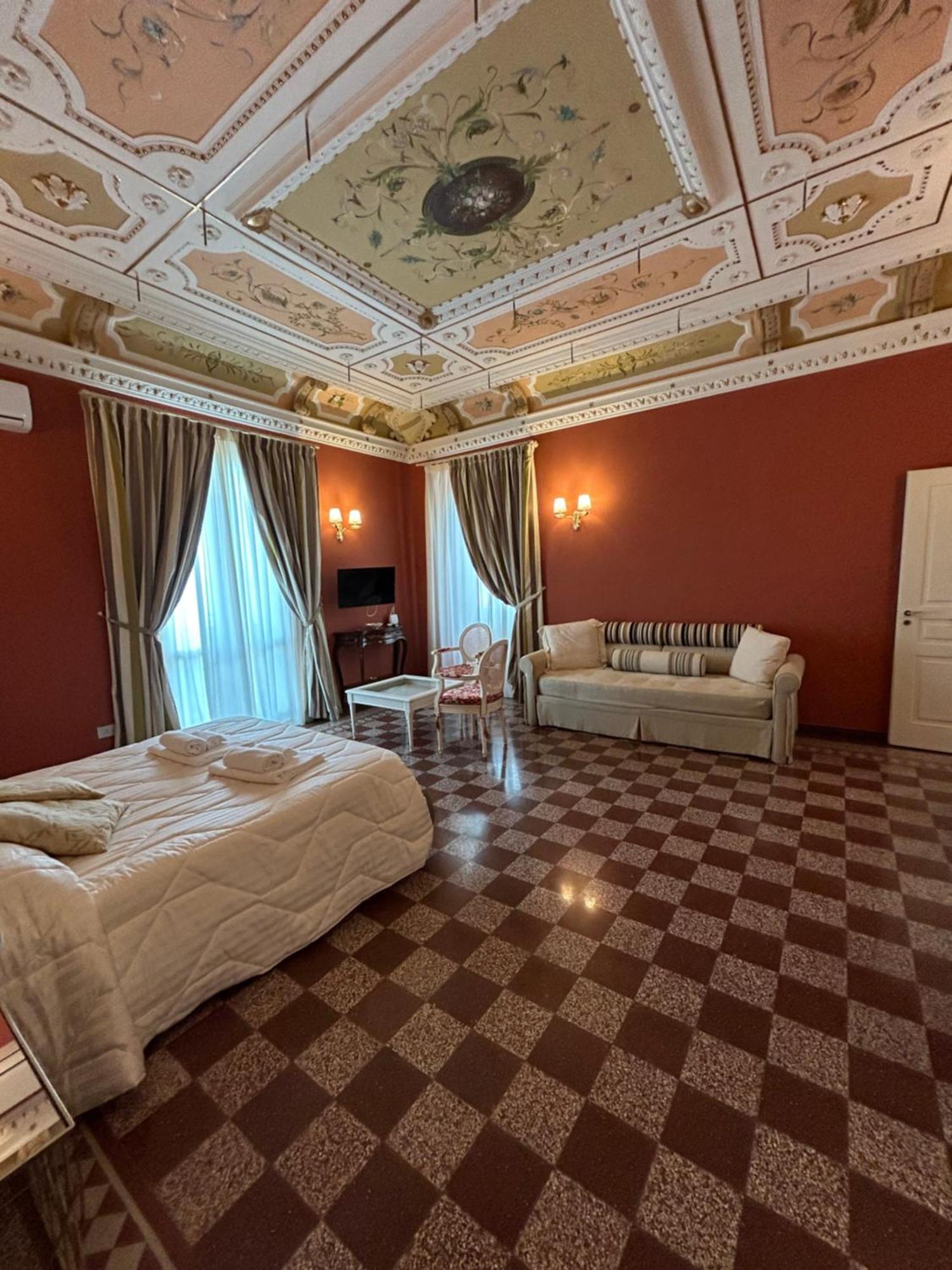 Dimora Le Pietre Del Mare Hotel Pizzo  Luaran gambar