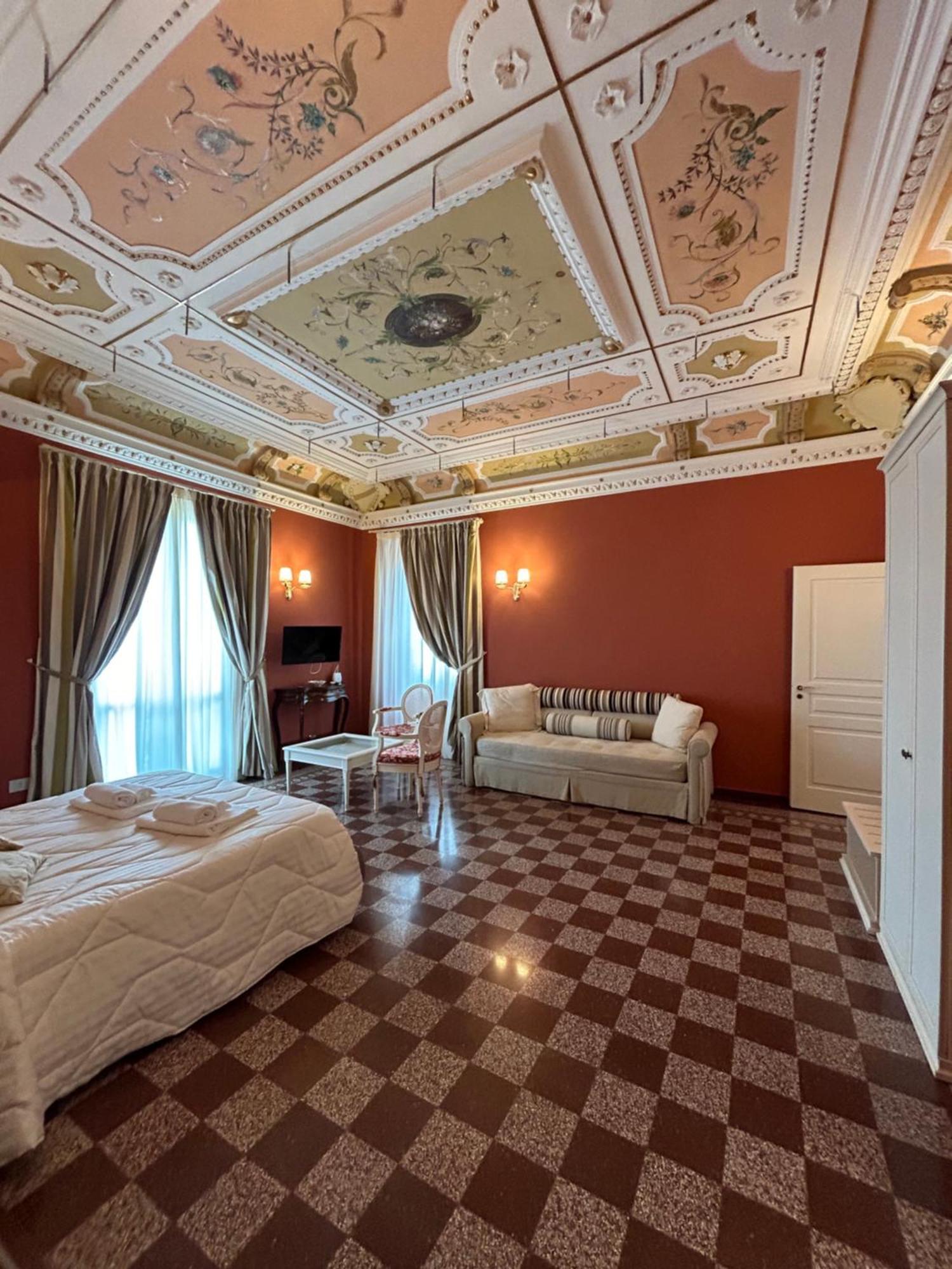 Dimora Le Pietre Del Mare Hotel Pizzo  Luaran gambar