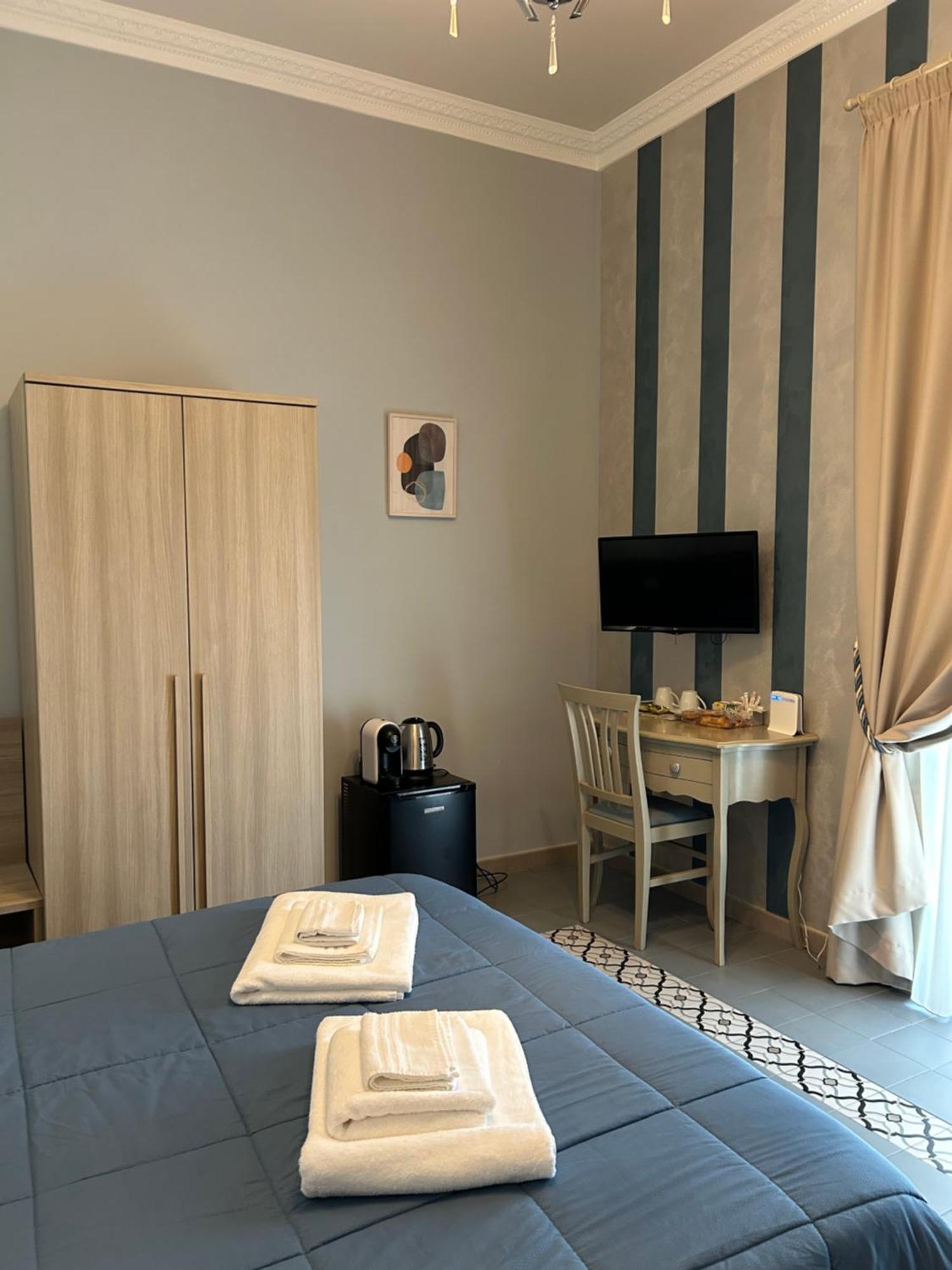 Dimora Le Pietre Del Mare Hotel Pizzo  Luaran gambar