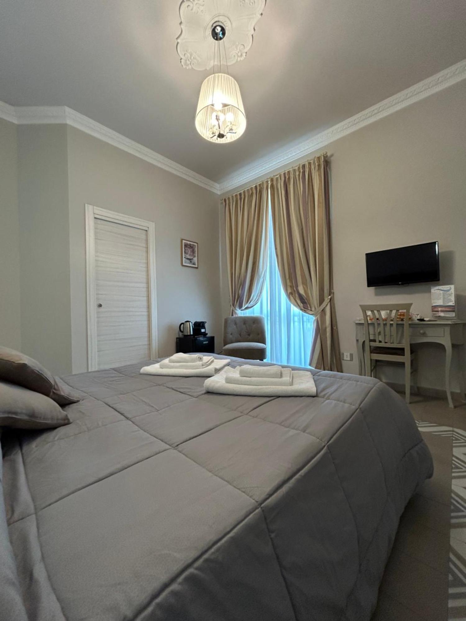 Dimora Le Pietre Del Mare Hotel Pizzo  Luaran gambar