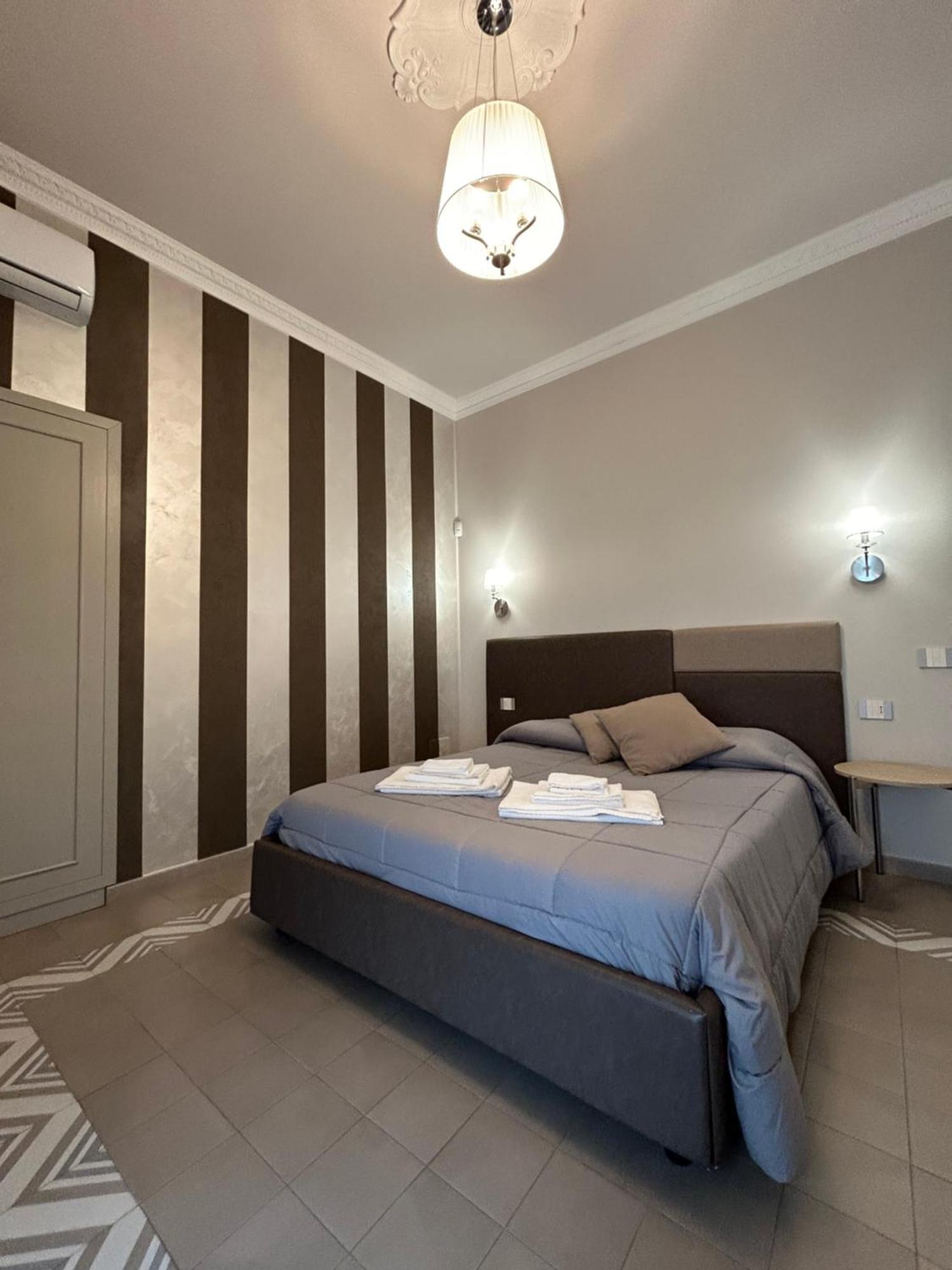 Dimora Le Pietre Del Mare Hotel Pizzo  Luaran gambar