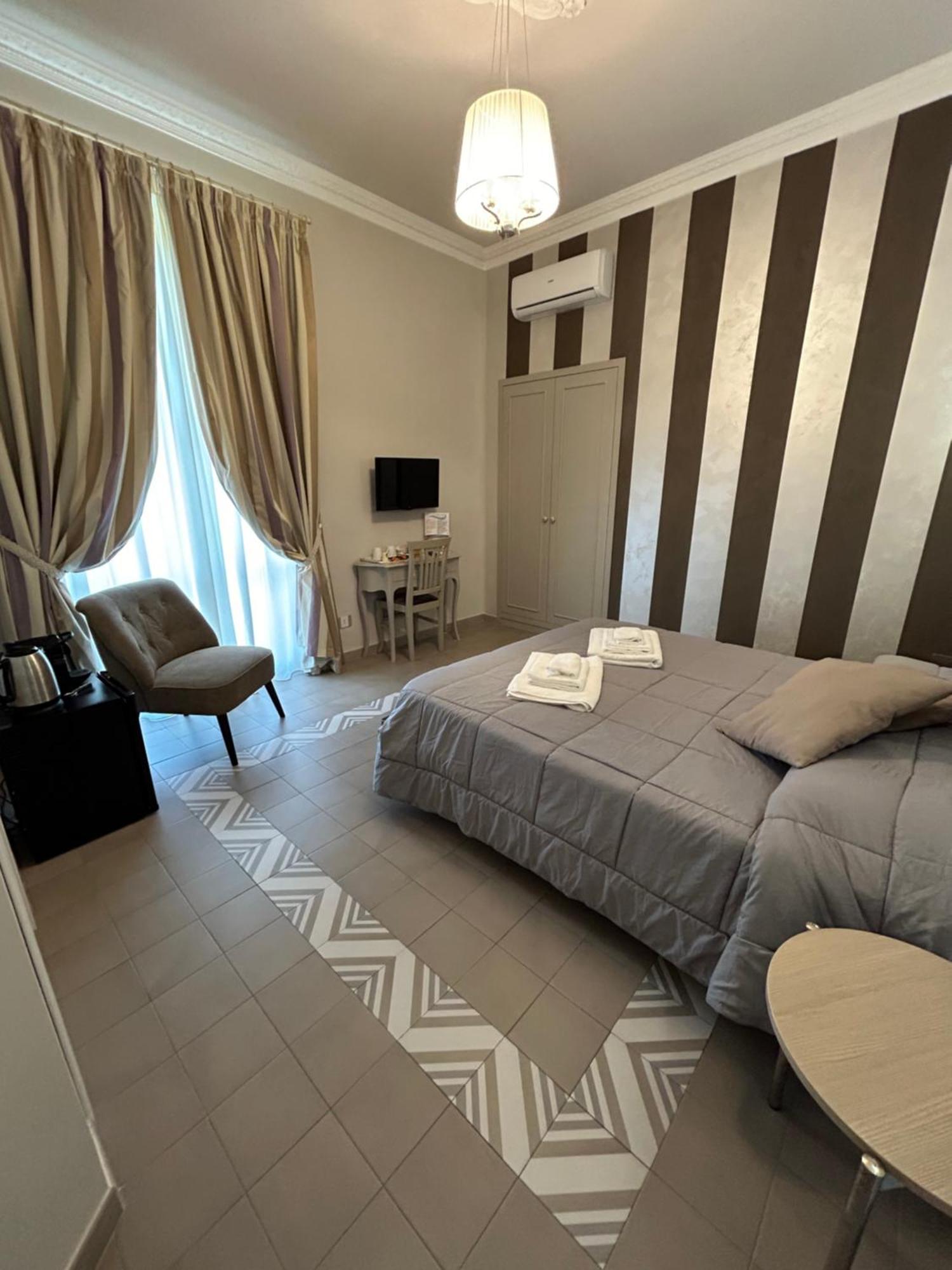Dimora Le Pietre Del Mare Hotel Pizzo  Luaran gambar