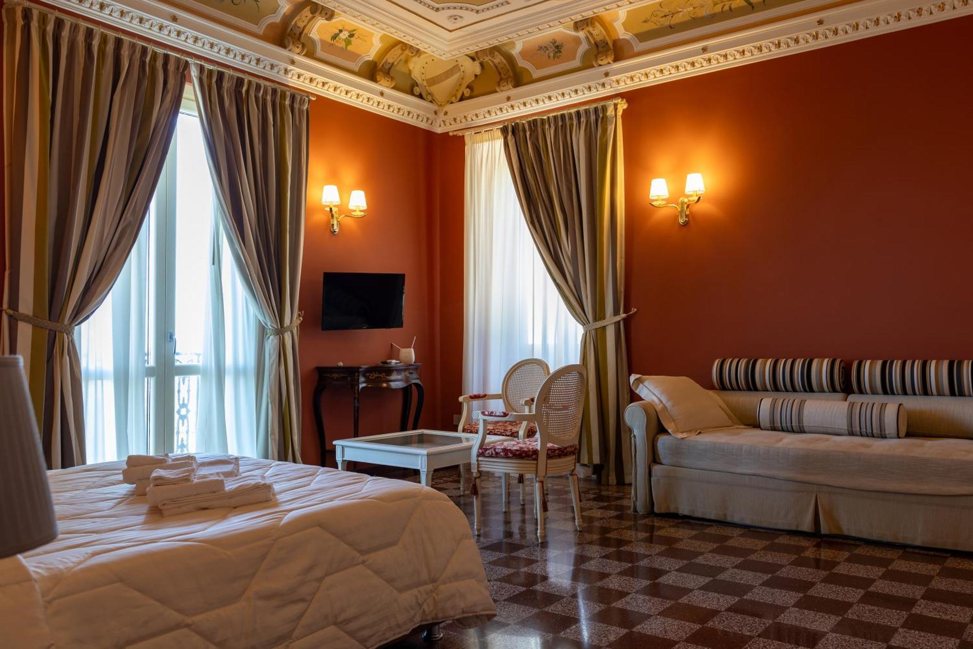 Dimora Le Pietre Del Mare Hotel Pizzo  Luaran gambar